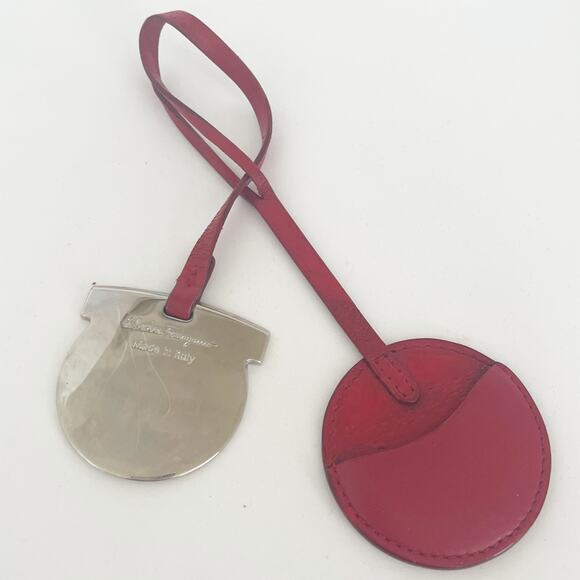 FERRAGAMO Red Leather Bag Charm & VALENTINO Vintage Coin Kiss Lock Pouch - Picture 4 of 11